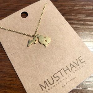Dainty, gold state of Michigan necklace